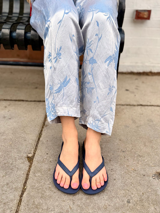 Flip Flop in Navy