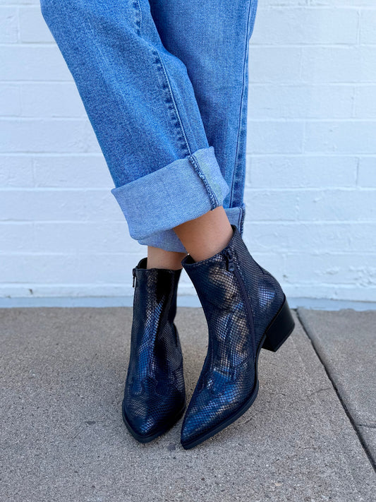 Chelsea Western in Blue