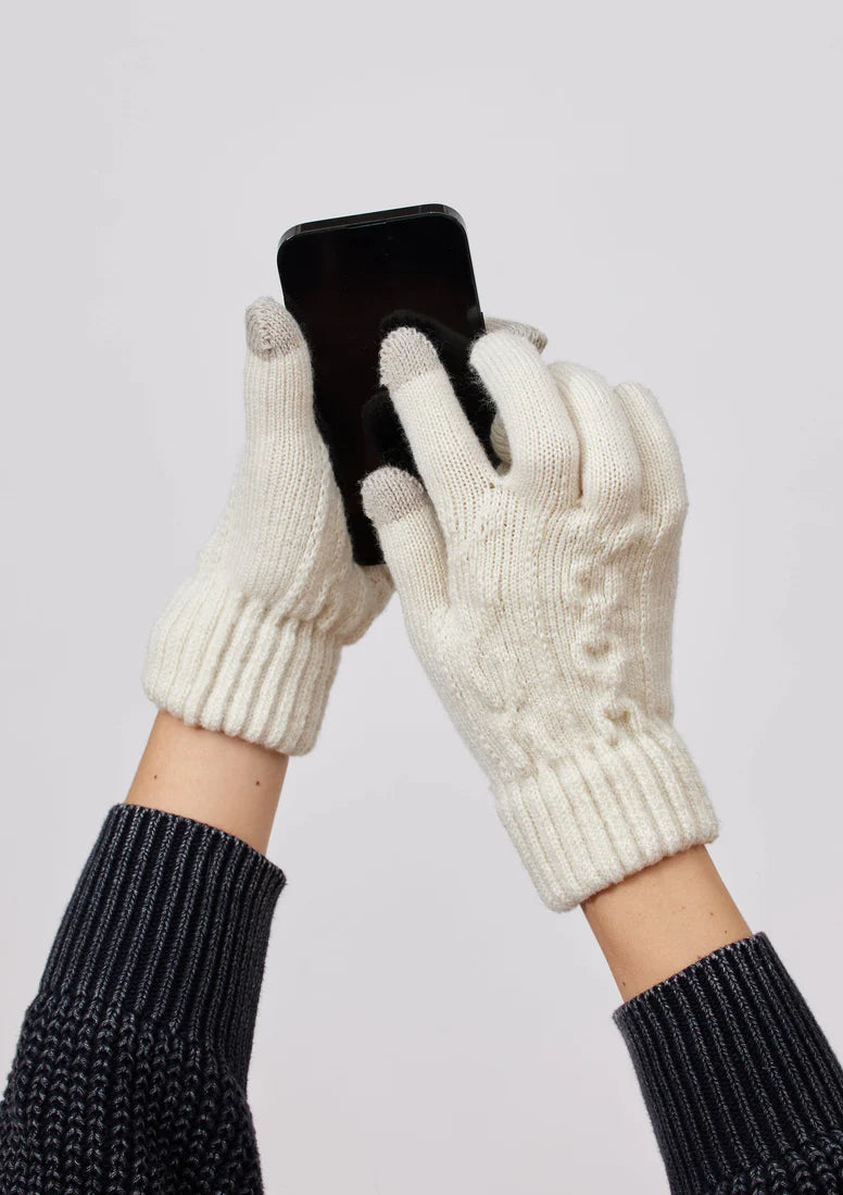 Frosty Touch Glove in Ivory