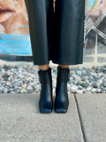 Mirror Slen in Black