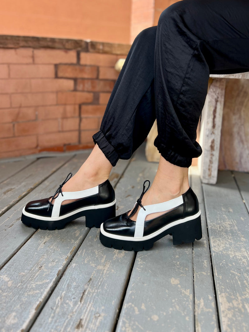 Little Bow Lugg in Black