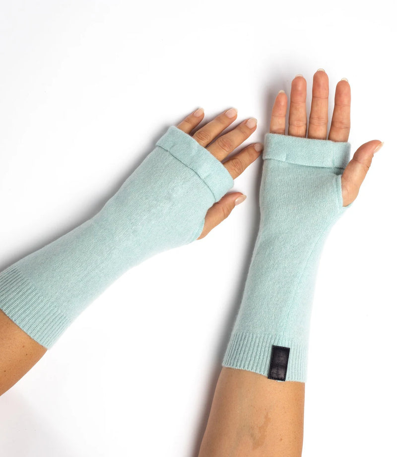 Cashmere Fingerless Gloves in Baby Blue