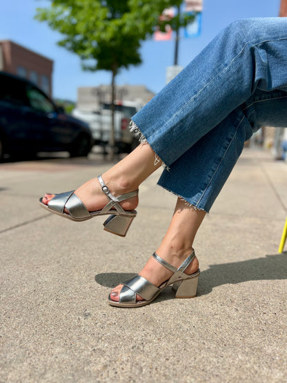 Palmer in Dark Silver