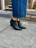 Ruffles in Black