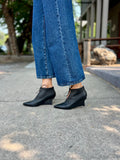 Ruffles in Black