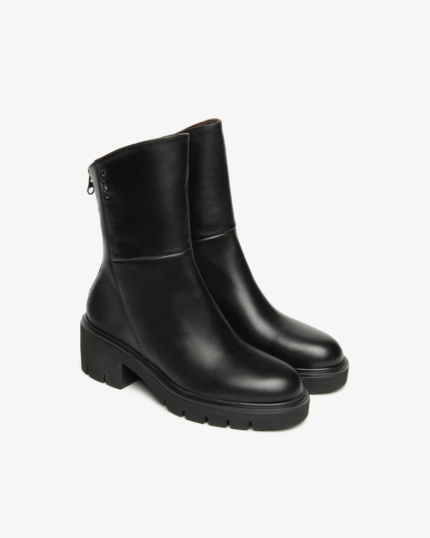 Sagar in Nero