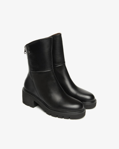 Sagar in Nero