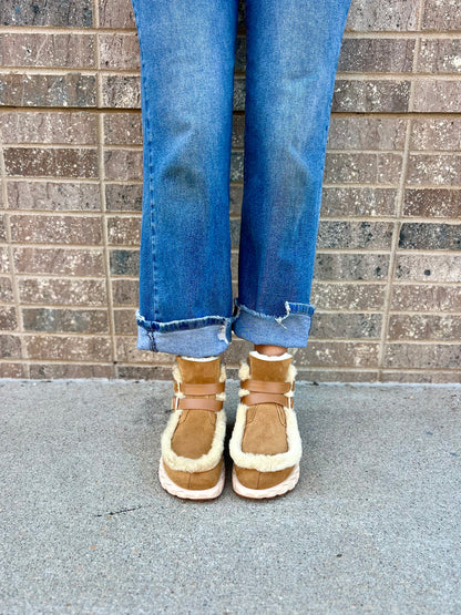 Jabara Monti in Camel