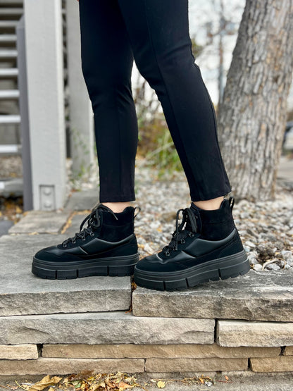 Harper Mid Lea in Black