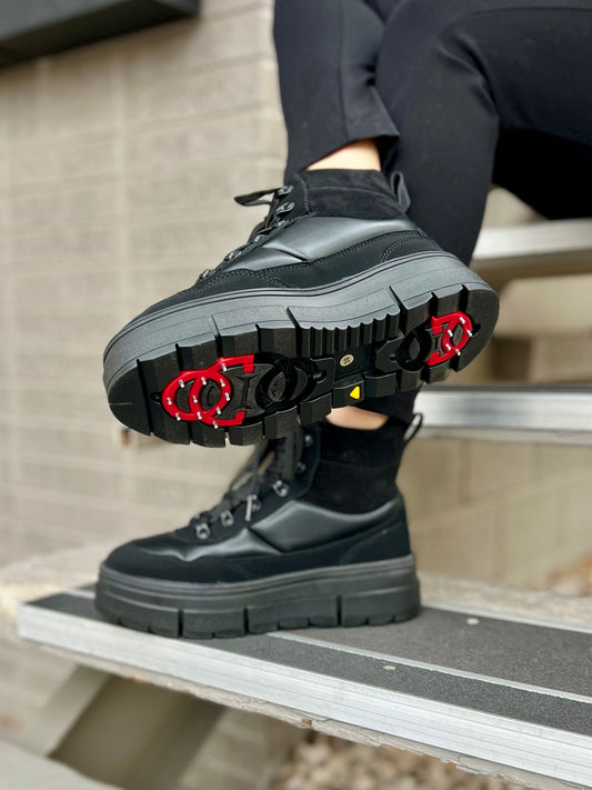 Harper Mid Lea in Black