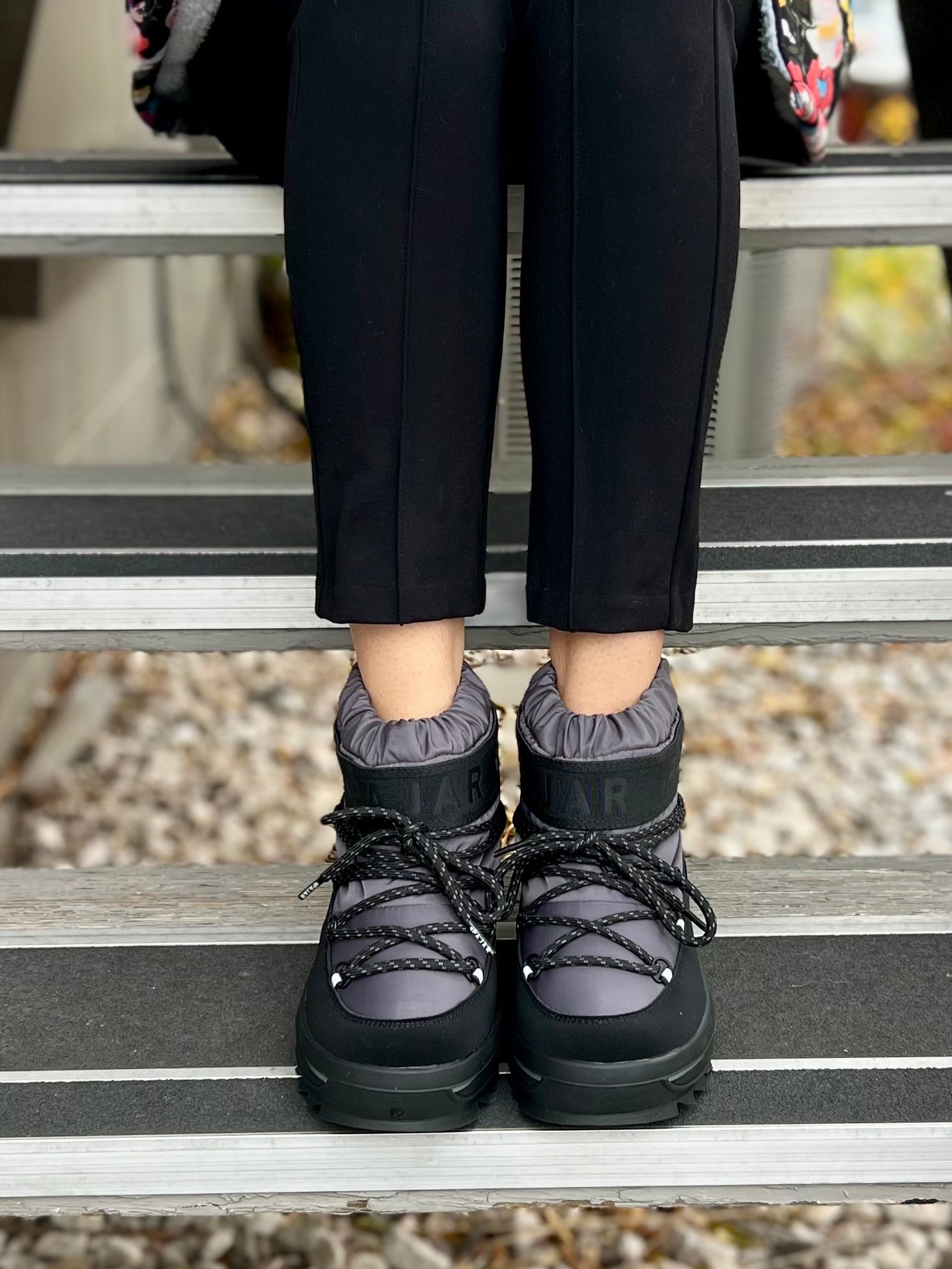 Galaxy Mini in Anthracite