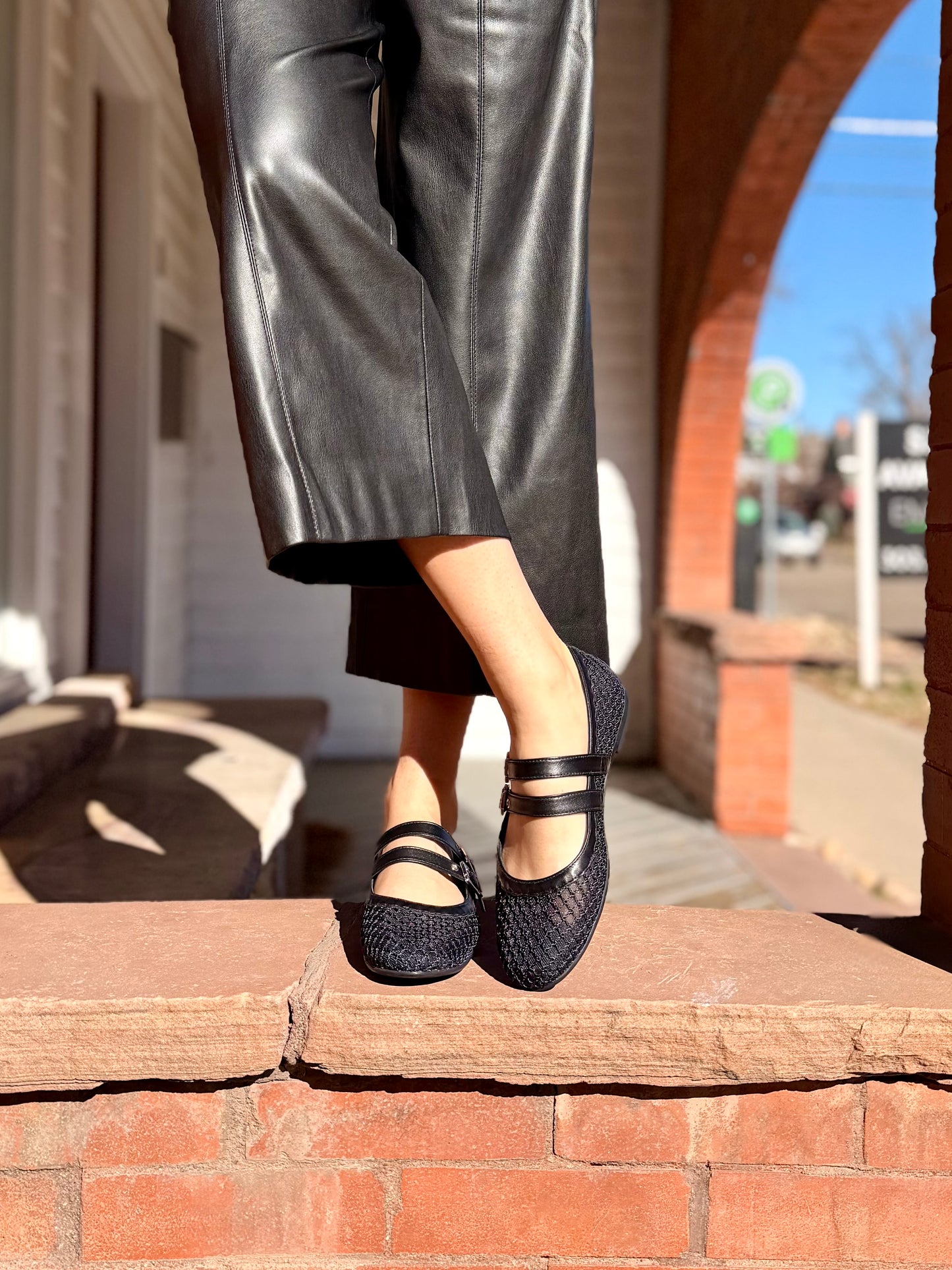 Ami E615001D in Nero