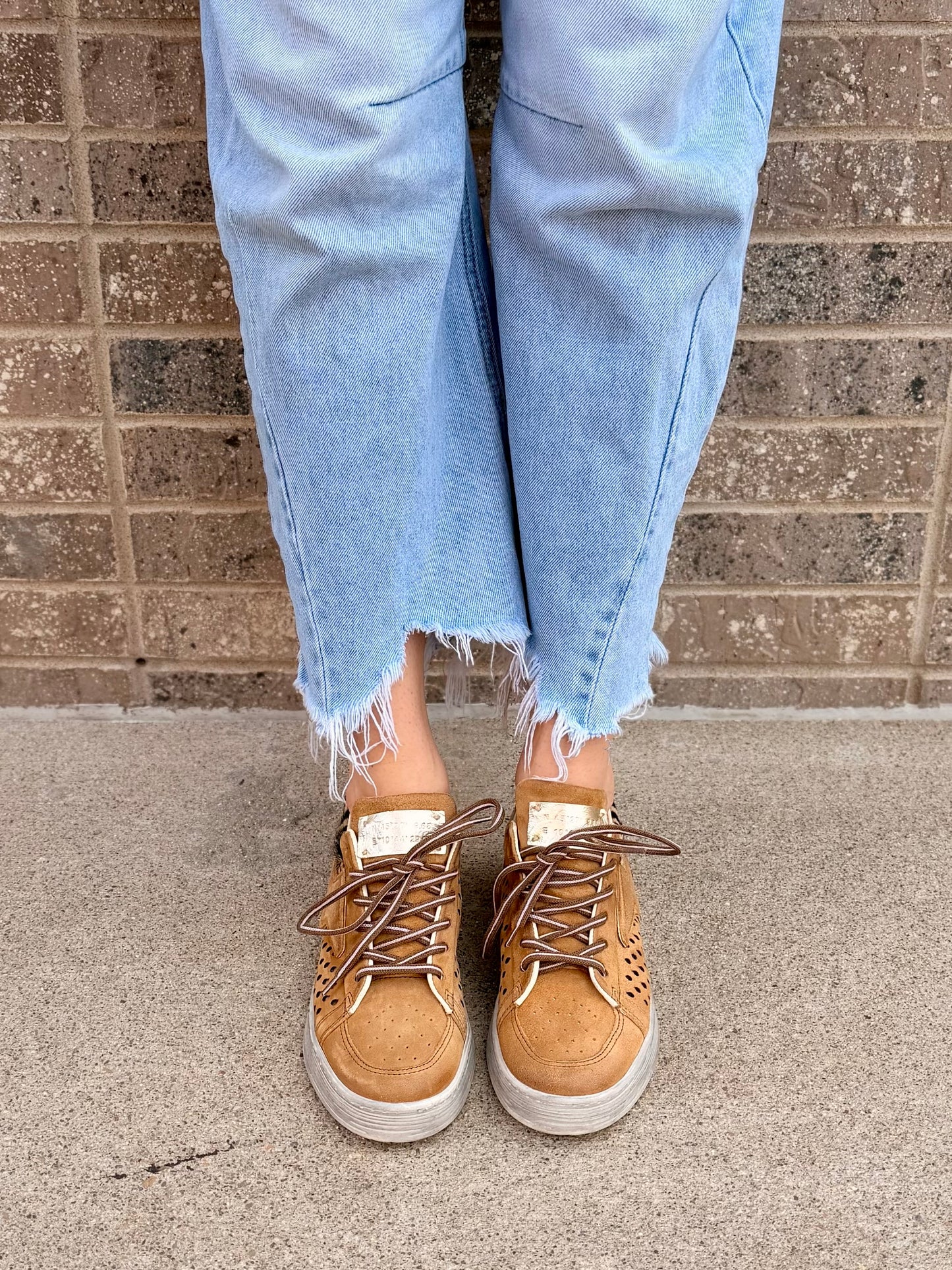 Adrian in Camel+Zebra