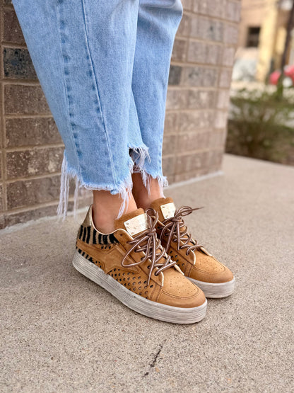 Adrian in Camel+Zebra