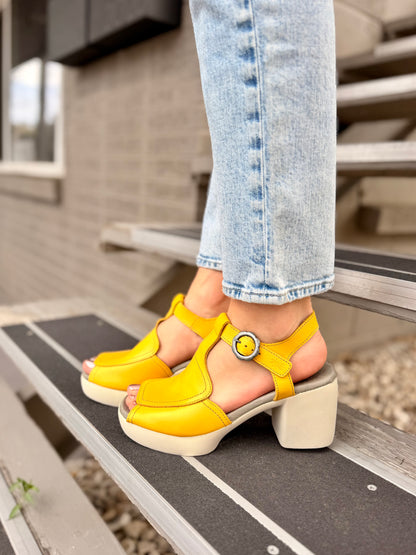 Flig in Yellow