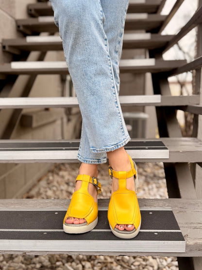 Flig in Yellow