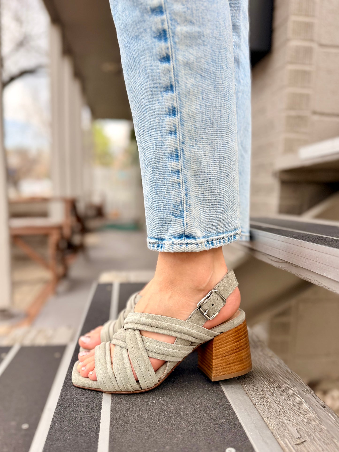 Chloe 9913 in Army