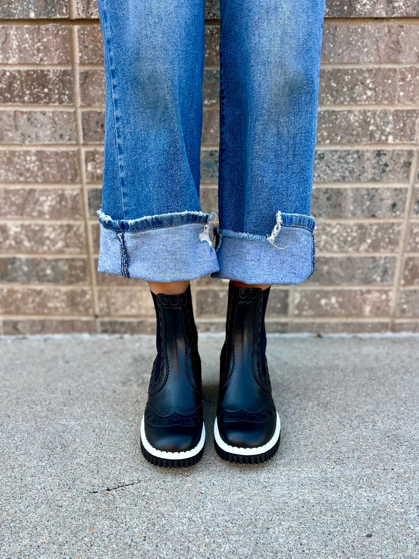 Plita Cillo in Black