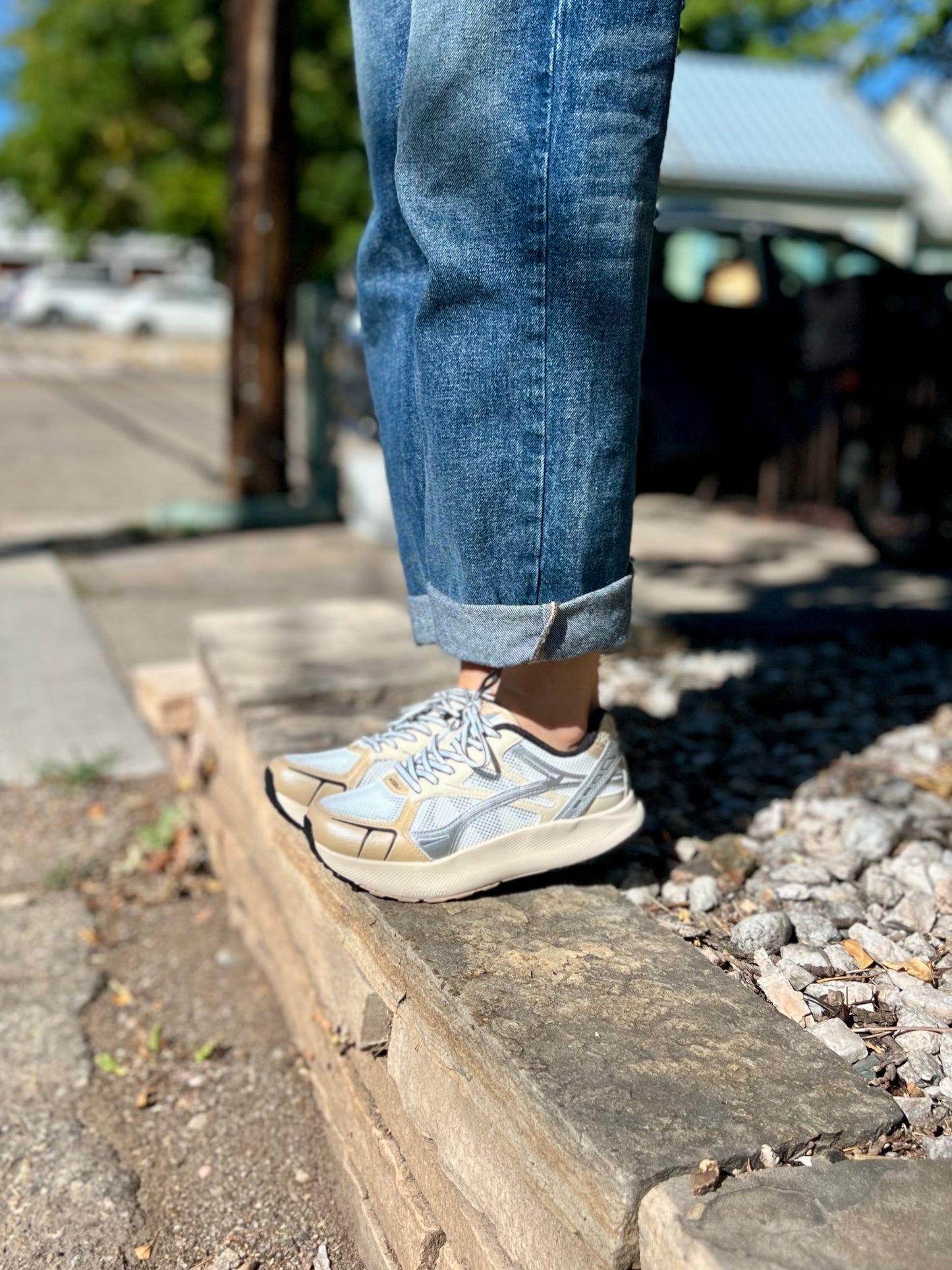 Freja in Coffee Cream