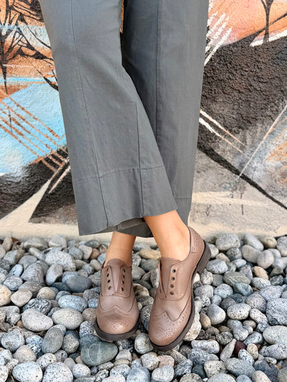 Peabody in Beige