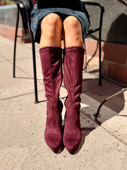Veronica in Mulberry