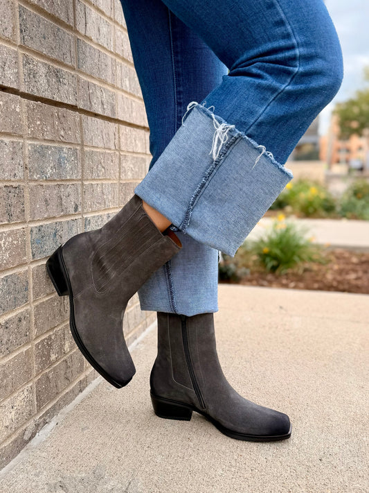 Tennessee in Dark Grey