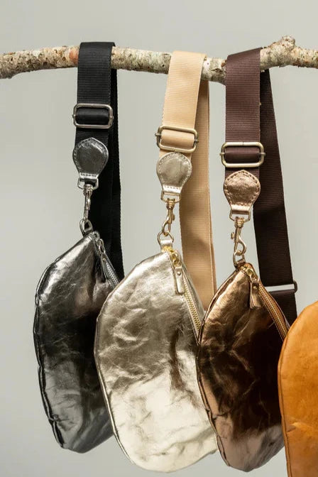 Sling Body Bag in Platino