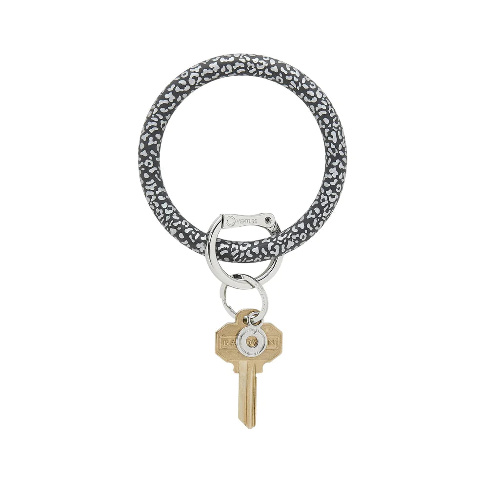 Big O Silicone Key Ring in Silver Cheetah