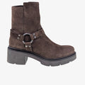 Bait in Brown