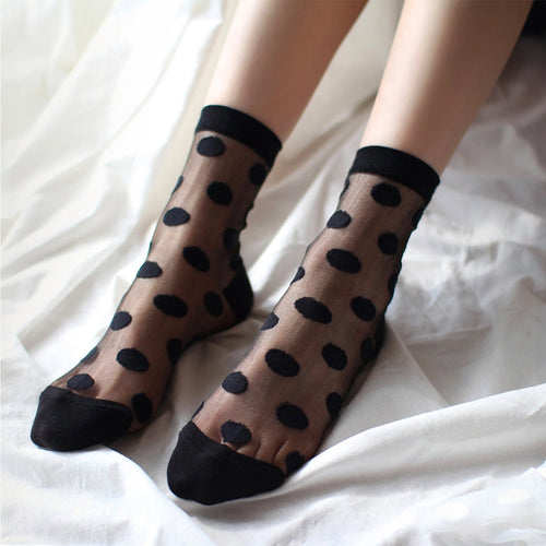 Basic Dot in Sheer Black