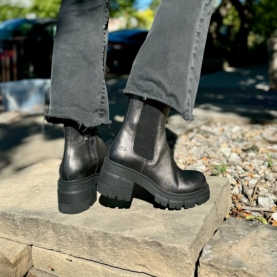 Shoe stores boulder co sales