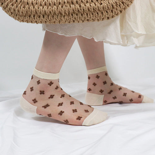 Clover in Beige