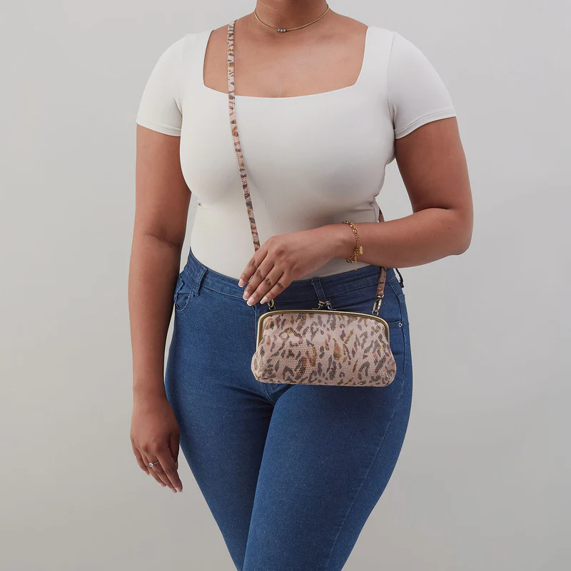 Cora in Summer Safari