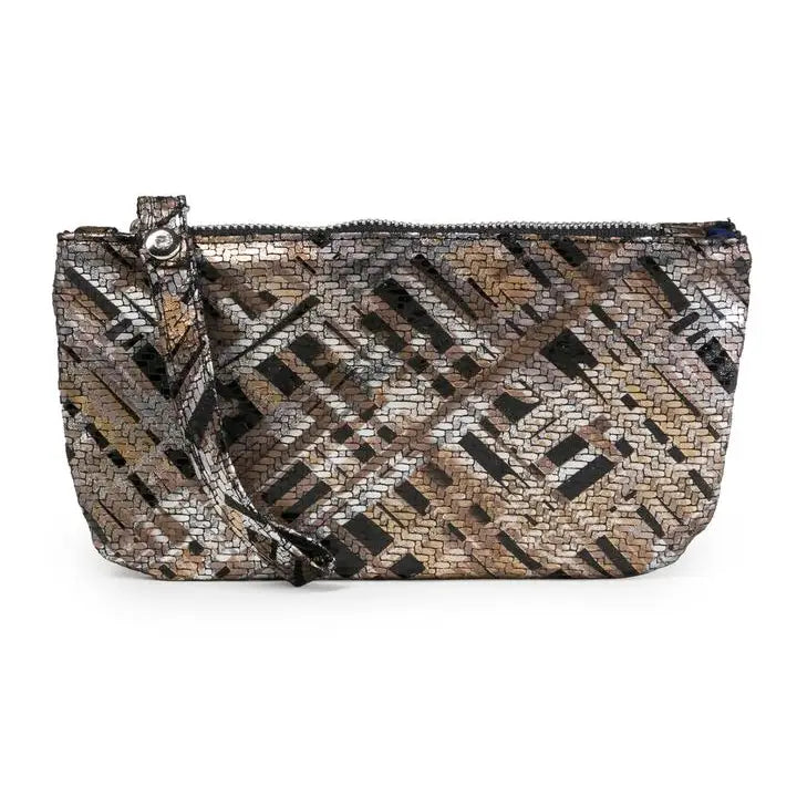 Ellie Wristlet in Woven Metallic