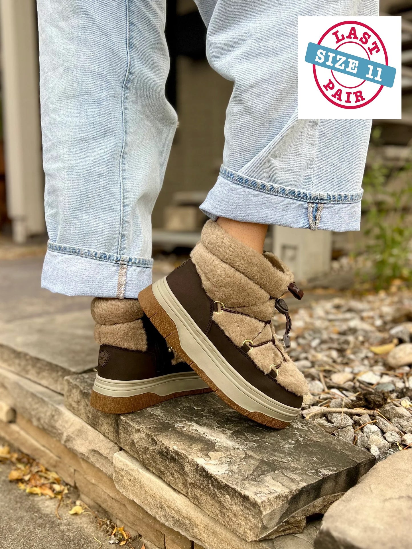 Janie in Dark Brown