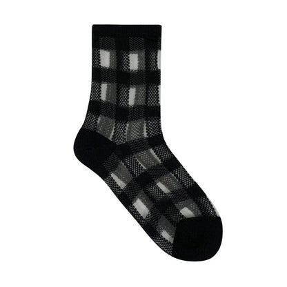 Checkered Lace in Black