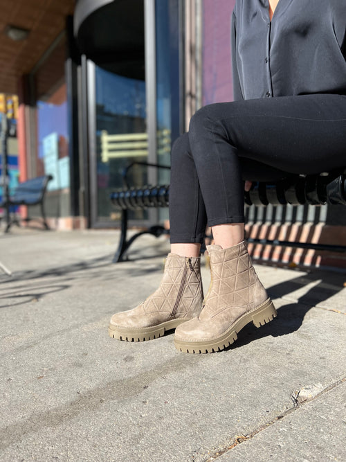 Carson in Taupe Suede